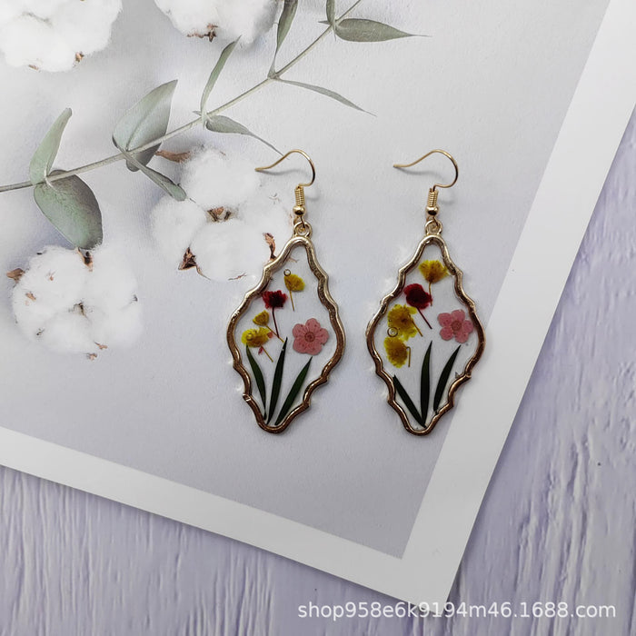 Wholesale Vintage new plant dried flower earrings with niche design, high-end feel, light luxury earrings, earrings, pendants, pendants