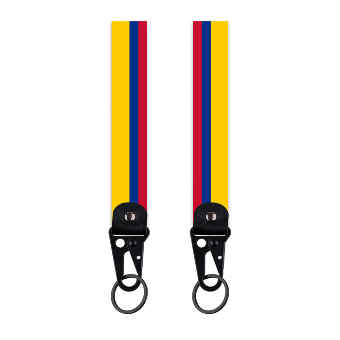 Wholesale  simple world flag  alloy car keychain pendant