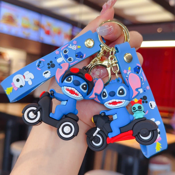 Wholesale Cartoon anime alien keychain chain doll bag pendant buckle cross-border keychain