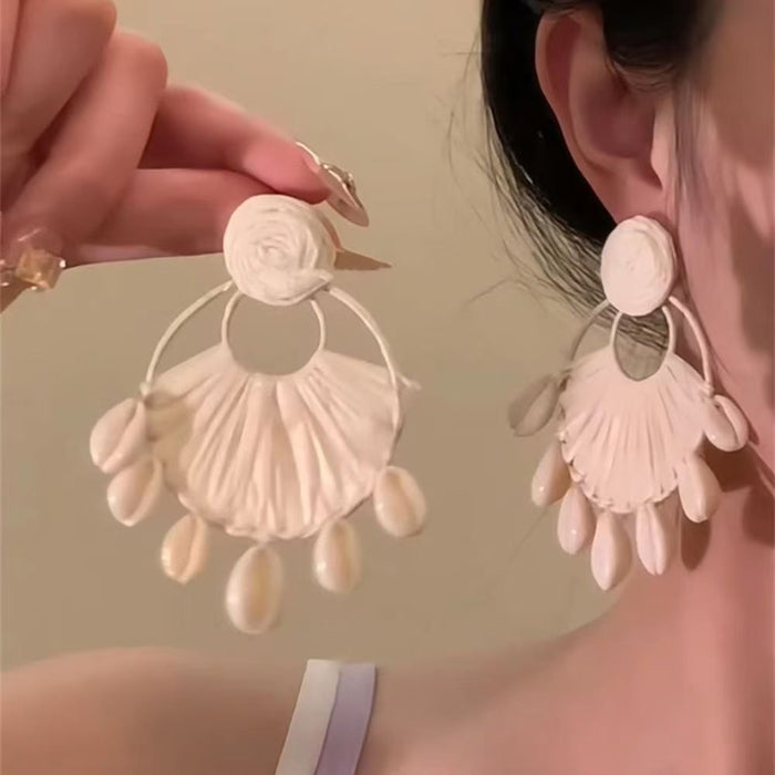 Wholesale Flower tassel earrings with retro temperament, high-end feel, niche design, earrings