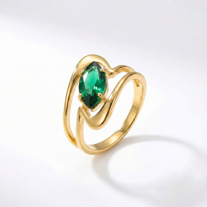 Wholesale Emerald and Diamond-Shaped Gold Ring