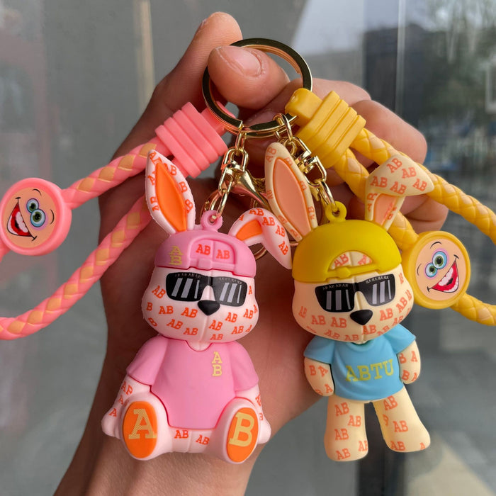 Wholesale Rabbit keychain pendant backpack accessories car hanging chain small gift wholesale