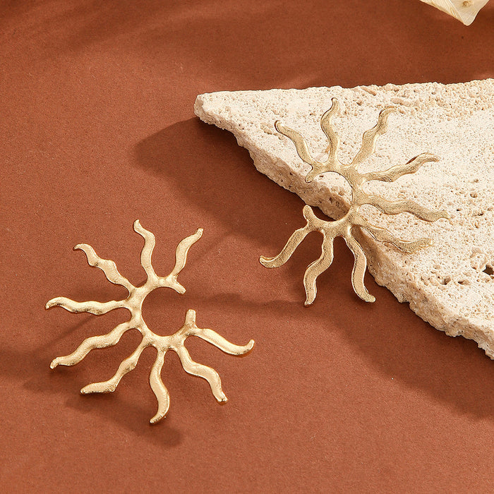 Wholesale Geometric metal sunflower earrings, niche high-end design, retro hollow earrings