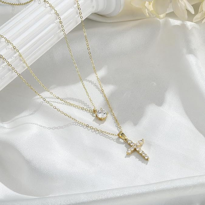 Wholesale Fashionable and versatile cross necklace, personalized pendant, collarbone chain