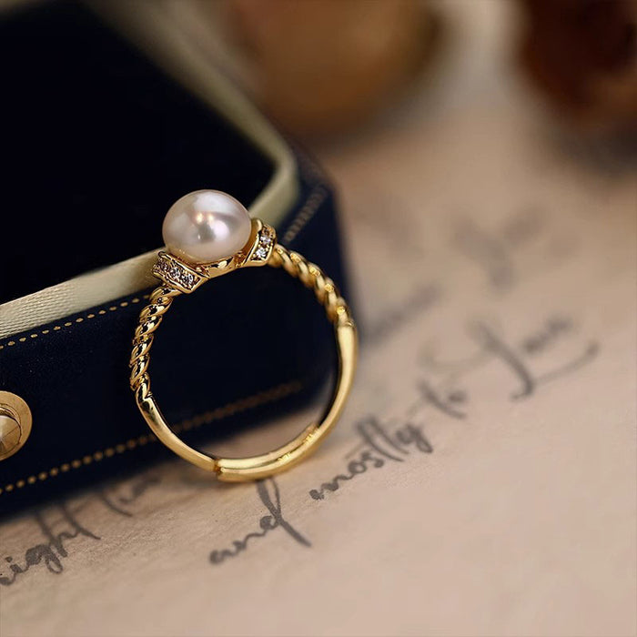 Wholesale Pearl ring niche design fashionable index finger ring personalized light luxury ring