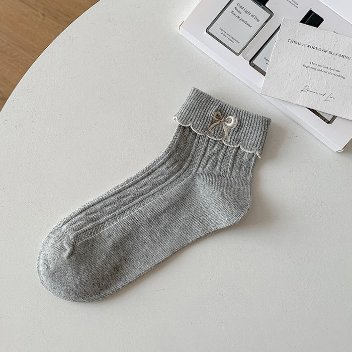 Wholesale Lace bow socks with flared design, short tube socks