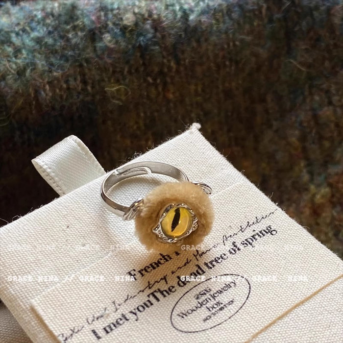 Wholesale Plush one eyed ring with high-end feel for couples, niche couple ring