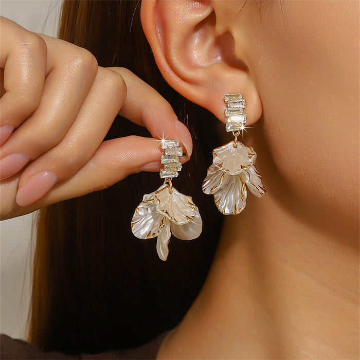 Wholesale White Shell Petal Tassel Earrings - Fashionable Party Jewelry Accessory Gift MOQ≥2