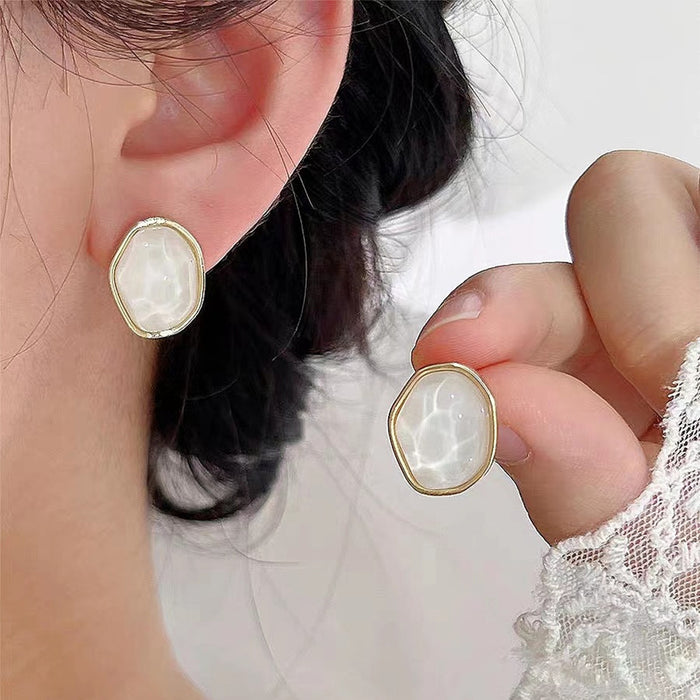 Wholesale Retro water ripple earrings with unique and niche design, geometric earrings, temperament earrings