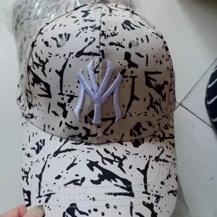 Wholesale Fully printed asymmetrical baseball cap with paint dots for sun protection and pure cotton duckbill cap