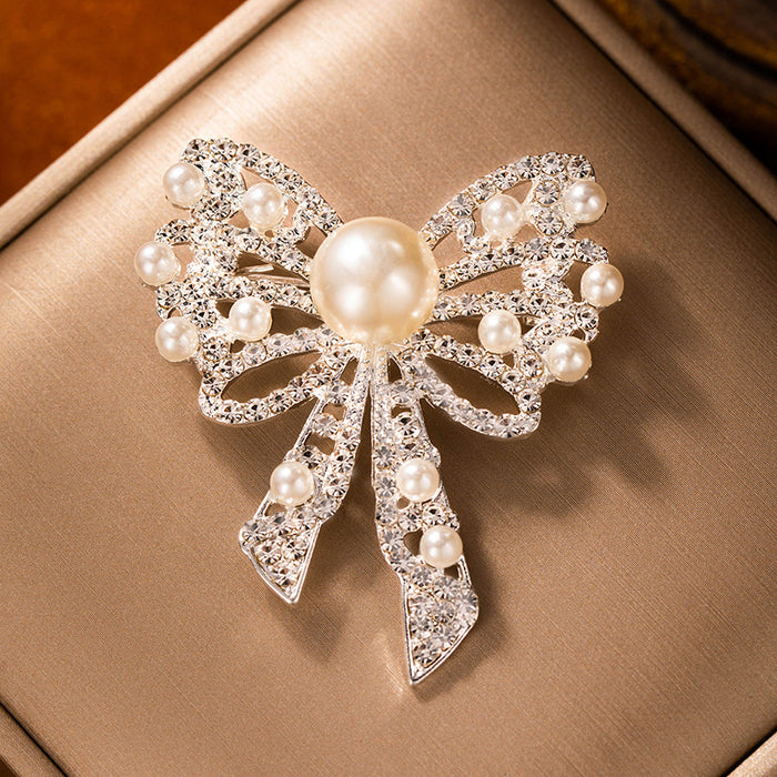Wholesale Butterfly Diamond Pearl Brooch Collar Elegant Corsage  Heavy Industry Pin