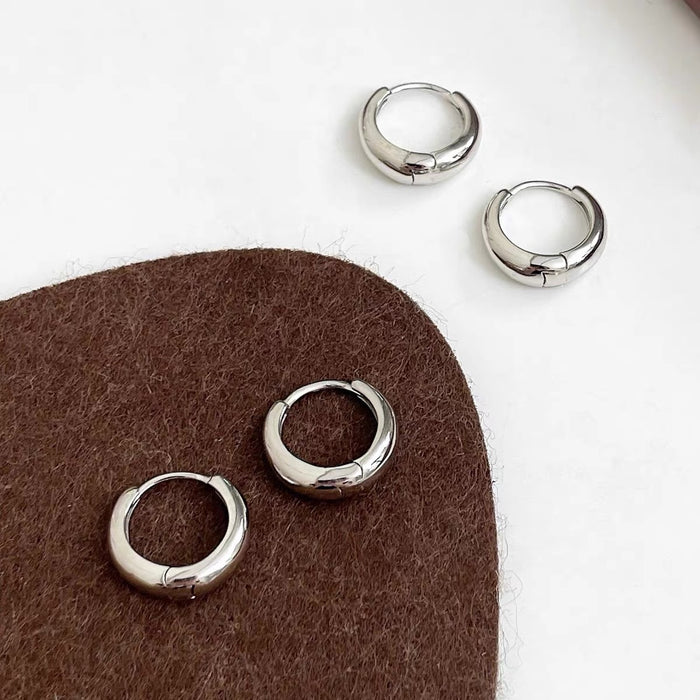 Wholesale Metal circle earrings earrings titanium steel fashionable retro earrings