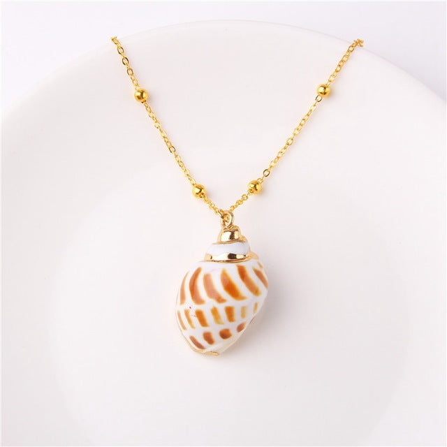 Wholesale Bohemian Beach Style Shell Pendant Necklace Gold Plated Edge Jewelry Accessory MOQ≥2