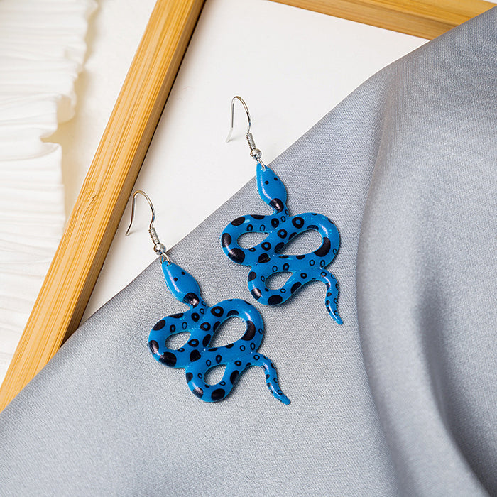 Wholesale cartoon winding spirit snake earrings high-end sense retro dark earrings women' s fashion all-match ear jewelry