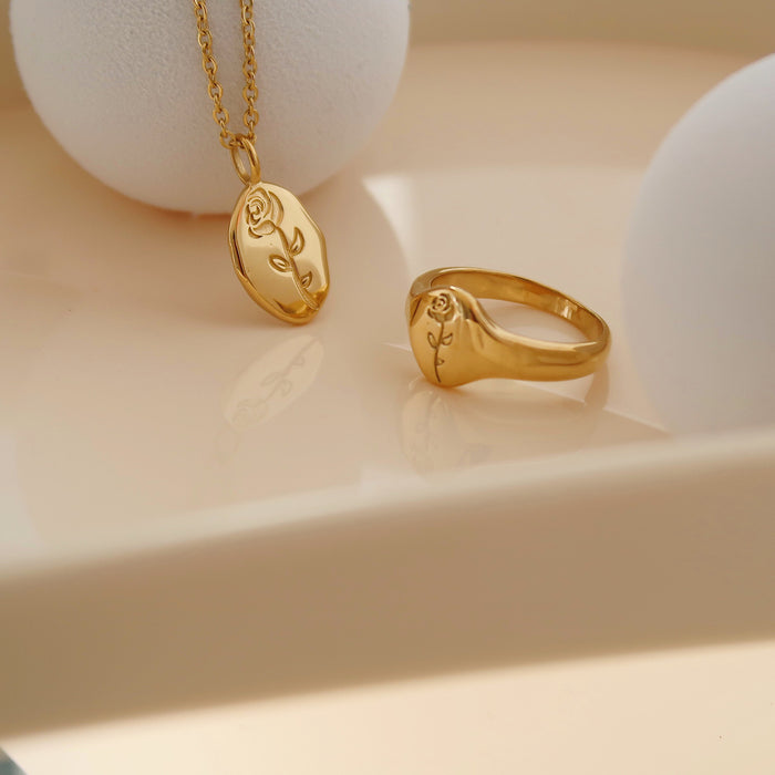 Wholesale Necklace, flower pendant, collarbone chain, titanium steel, simple stainless steel sweater chain