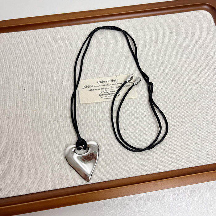 Wholesale Sweater chain, irregular geometry, heart-shaped comb pendant, necklace, adjustable drawstring, accessory