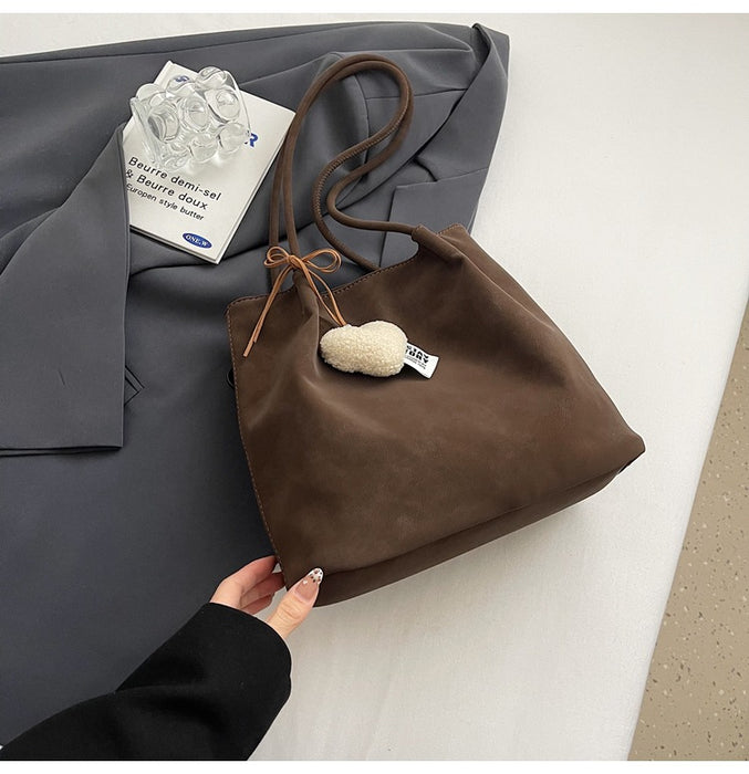 Wholesale Retro suede tote bag, fashionable large capacity armpit bag, casual commuting shoulder bag