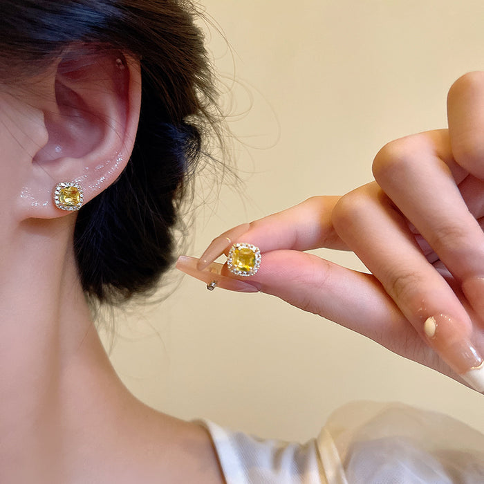 Wholesale Gold-Tone Cubic Zirconia Square Stud Earrings