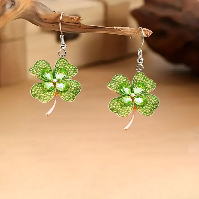 Wholesale Green Heart Acrylic Earrings St.  Patrick' s Day Fashion Accessory