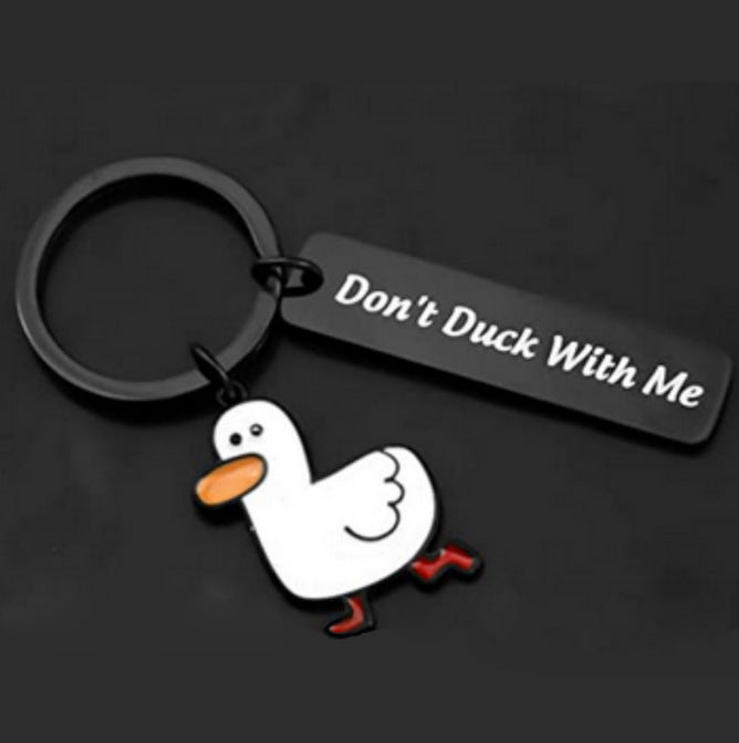 Wholesale Amazon direct supply cute pet duck stainless steel keychain creative little duck key chain student backpack pendant