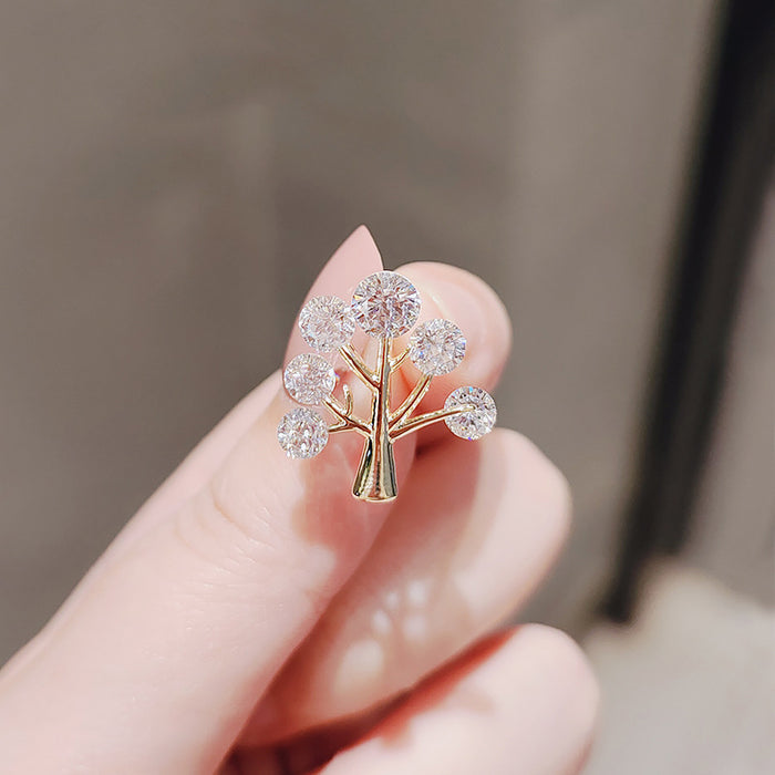 Wholesale Brooch, light luxury, high-end, niche, anti glare chest button, cardigan accessory