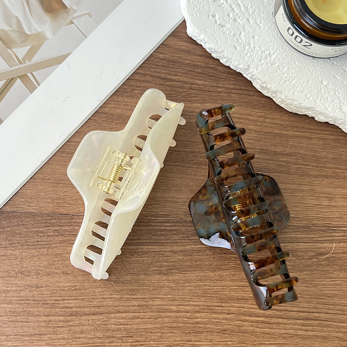 Wholesale  Retro Acetic Acid Elegant and Versatile Hair Clips