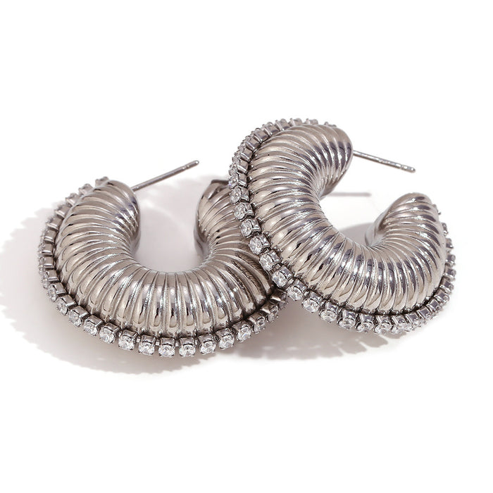 Wholesale Fashionable and versatile retro niche earrings made of stainless steel gold-plated irregular geometric heart-shaped earrings