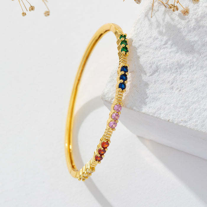 Wholesale retro snake-shaped bracelet women's gold-plated Clover bracelet inlaid craft nail zircon bracelet