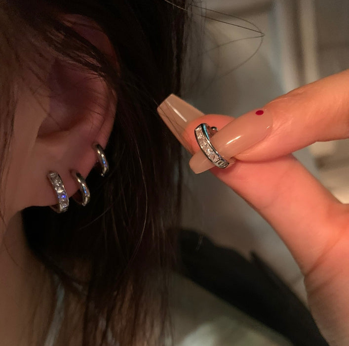 Wholesale Versatile earrings, niche design, high-end earrings for women, earrings needles