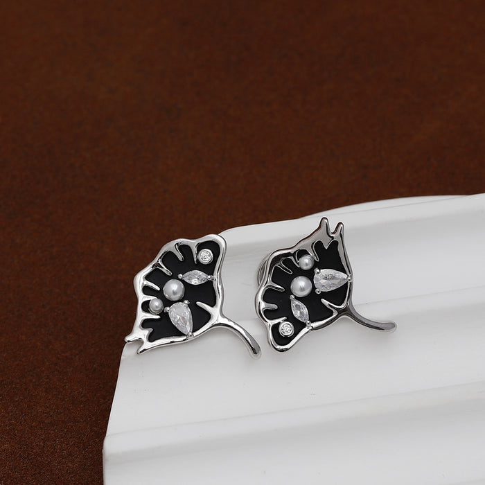 Wholesale Earless hole mosquito coil, ear clip, female niche design, drip oil earrings, high-end ear accessories