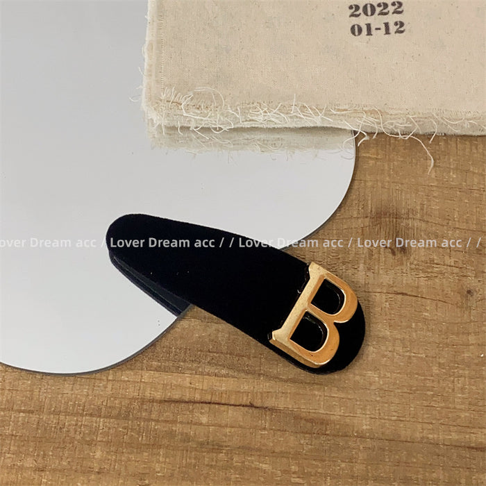 Wholesale Metallic letter hair clip, fashionable bangs, headband accessories, hair accessories