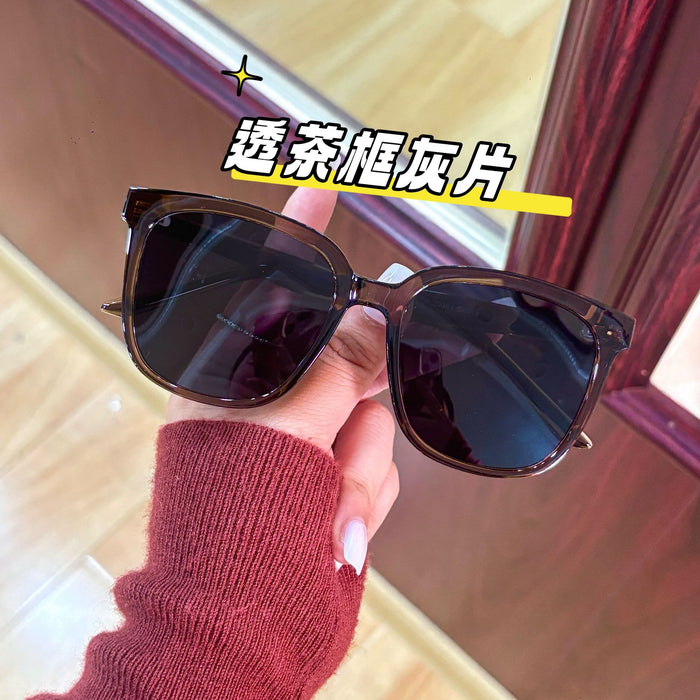 Wholesale New versatile olive green frame sunglasses, fashionable commuting UV resistant glasses, large frame sunglasses