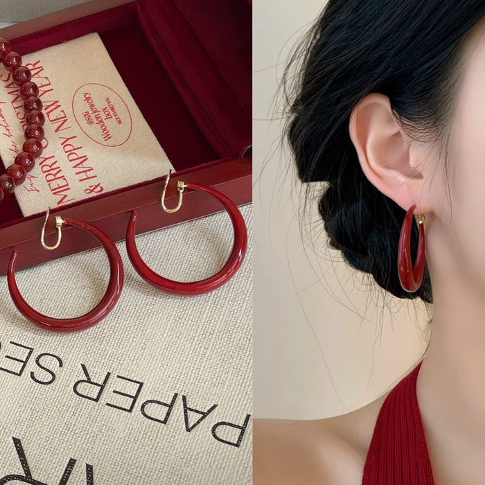 Wholesale Retro large ear rings and earrings for women, versatile and luxurious for daily use. No ear holes, female ear clips, earrings