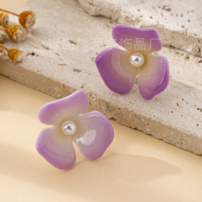 Wholesale Pearl flower earrings with temperament earrings