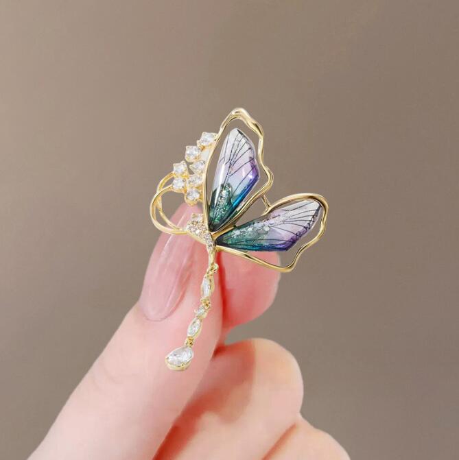 Wholesale High end souvenirs accompanied by high-end brooches
