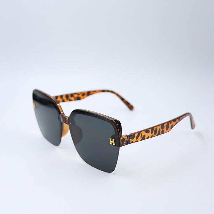 Wholesale 2pcs/set New sunglasses for women, fashionable sun protection