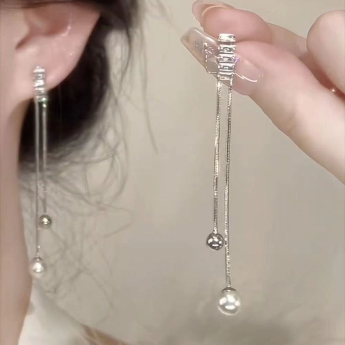 Wholesale Vintage metallic floral tassel earrings with a light luxury and high-end feel, niche design temperament, versatile and long earrings