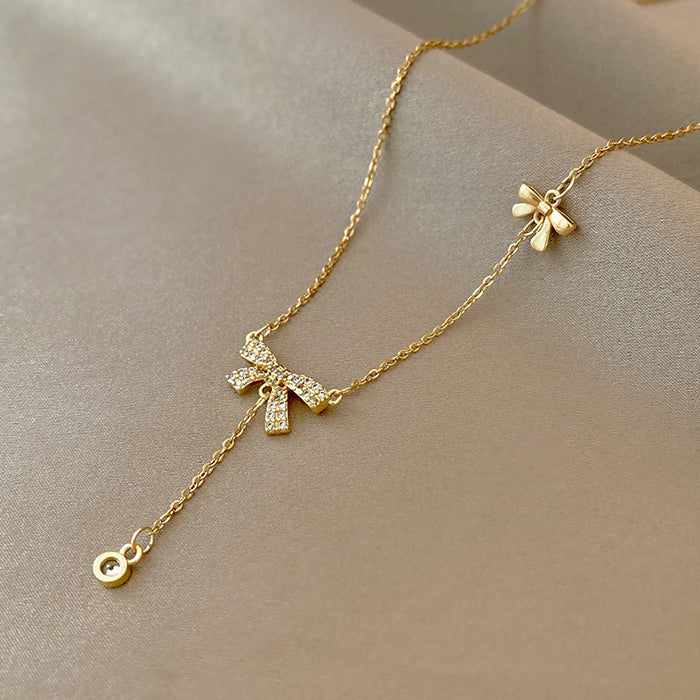 Wholesale Diamond studded bow zircon necklace, fashionable and niche design, collarbone chain pendant, necklace accessory