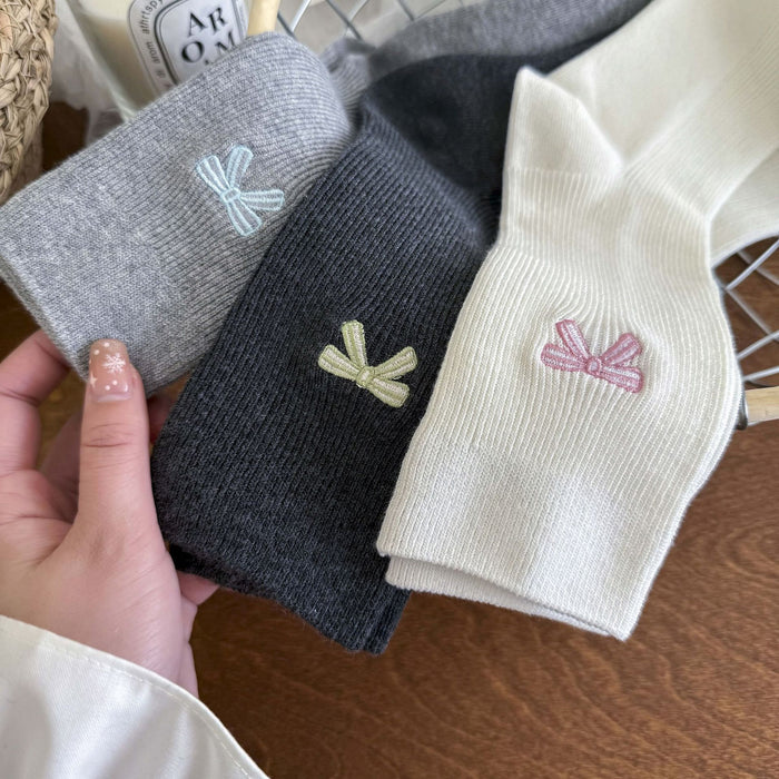 Wholesale Embroidered bow cotton mid tube socks, long tube socks