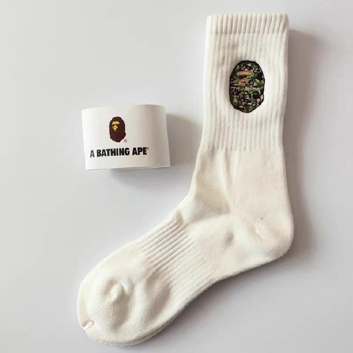 Wholesale Medium length towel bottom socks, high top sports long tube, embroidered white