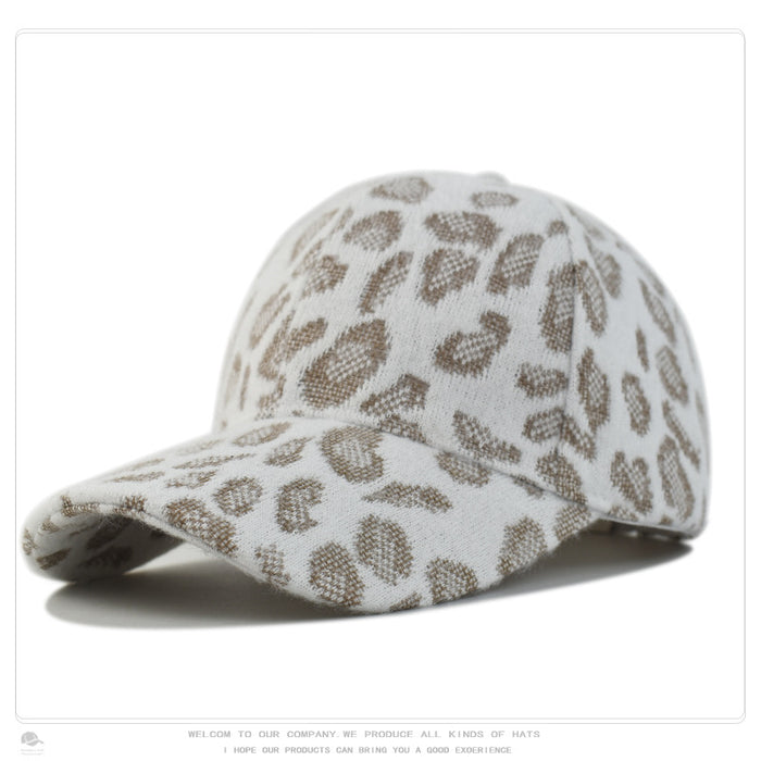 Wholesale Thick warm baseball cap for autumn and winter leopard print retro duckbill cap all-match