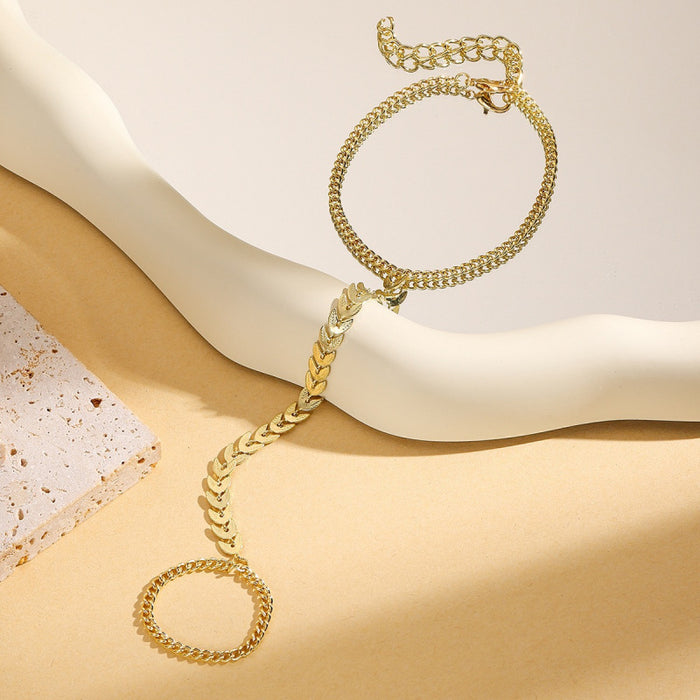Wholesale Jewelry New Metal Chain Finger Bracelet Women's Finger Chain Hand Back Chain Resort Beach Jewelry