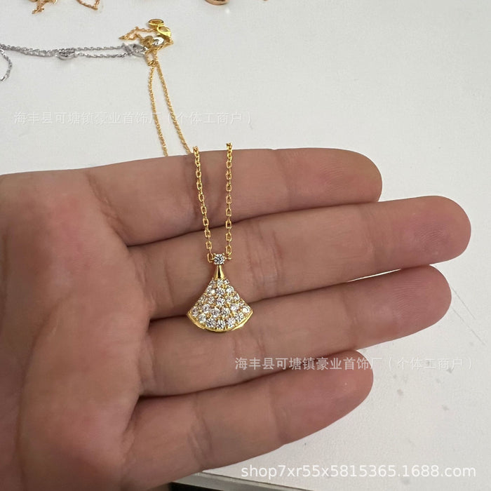 Wholesale  V gold high version small skirt necklace female white fritillary fan rose gold pendant clavicle chain
