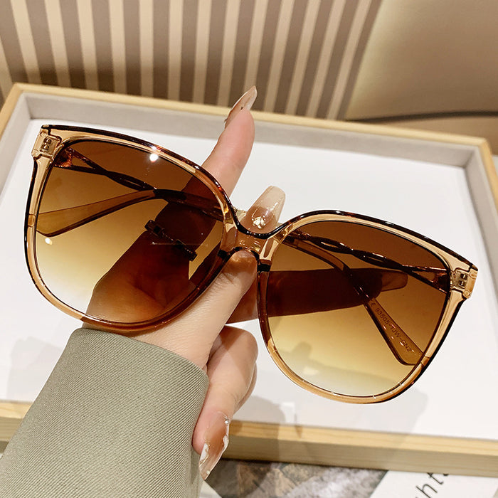 Wholesale Sunglasses with large frame for women, high-end outdoor driving glasses, UV resistant sunglasses for driving