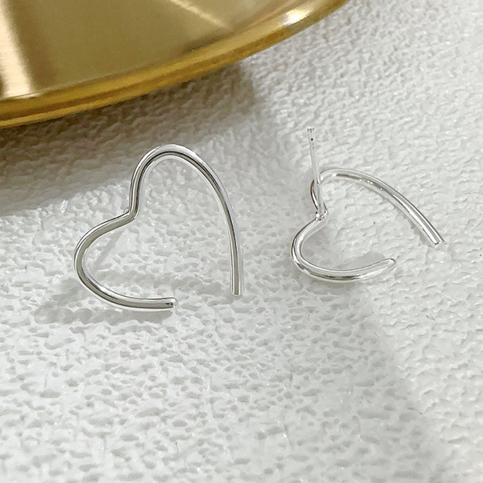 Wholesale   elegant 925 silver needle female earrings heart-shaped small non-pierced mosquito coil ear clip