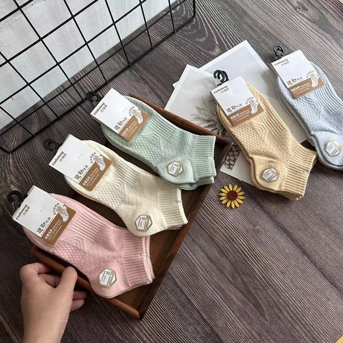 Wholesale Combed cotton socks, short socks for sweat absorption and odor prevention, short tube sports socks, breathable cotton socks