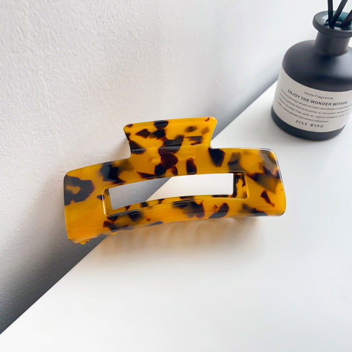 Wholesale Acetate Leopard Print Hair Claw Clip for Everyday Styling Hair Accessory