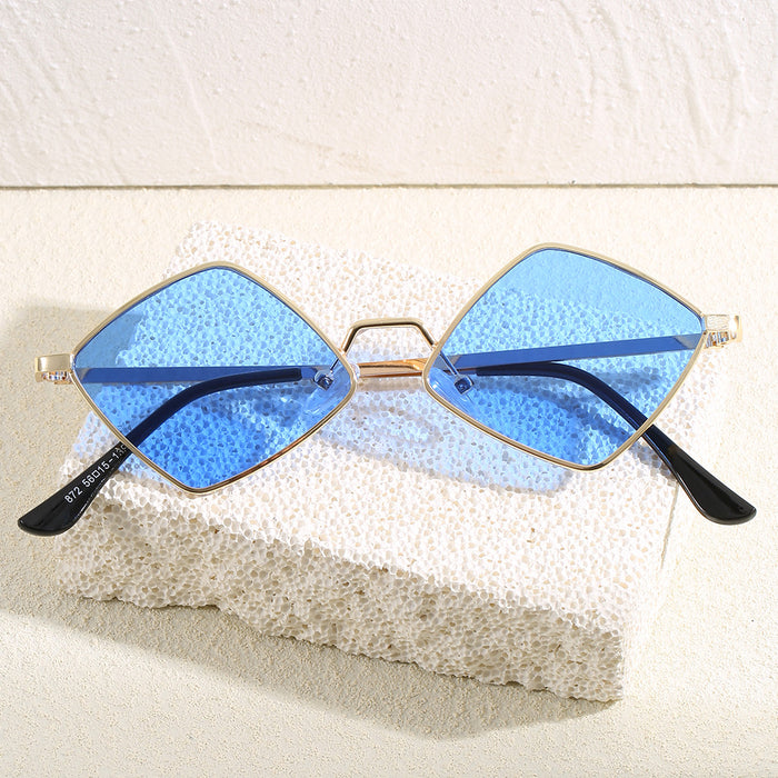 Wholesale Irregular sunglasses, ocean lenses, diamond shaped sunglasses, sunglasses