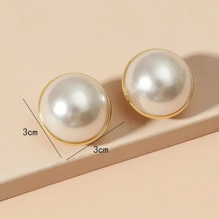Wholesale Elegant pearl earrings, light luxury, simple geometric shape, ear hook earrings