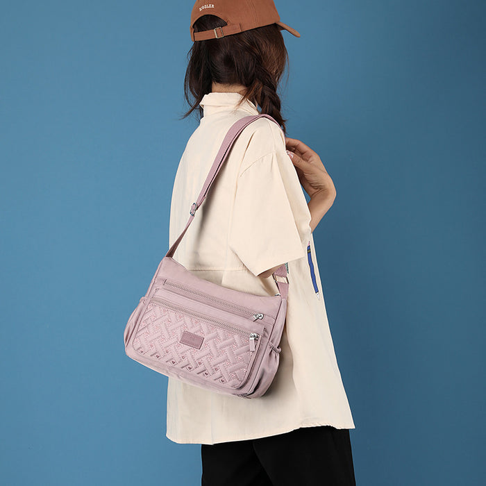 Wholesale simple women' s shoulder bag lightweight casual nylon women' s bag fashion shopping all-match shoulder messenger bag